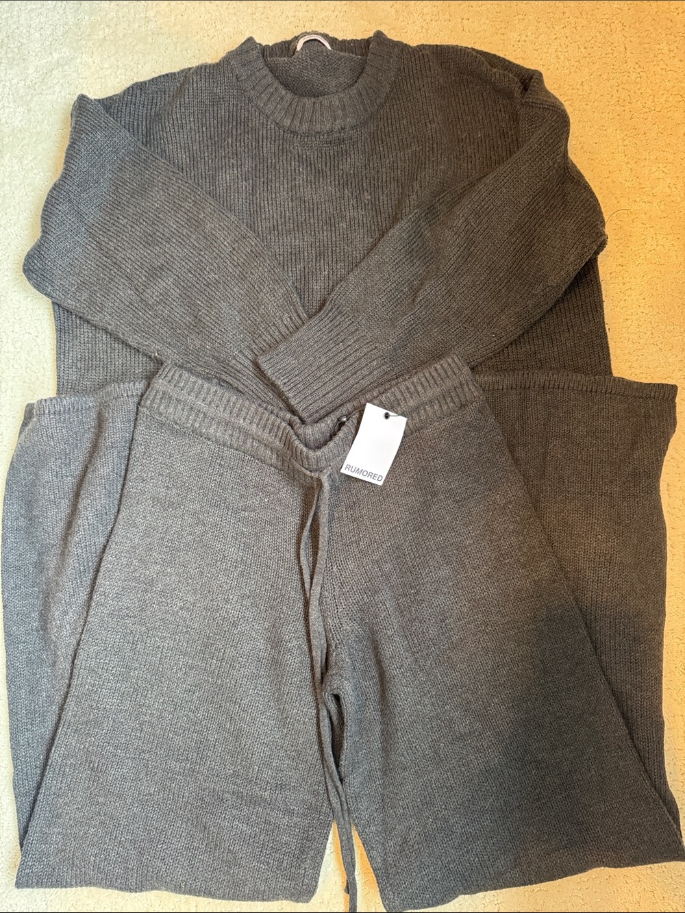 Rumored women’s Crewneck Knit Sweater and Knit Pants Set - black XS small new
